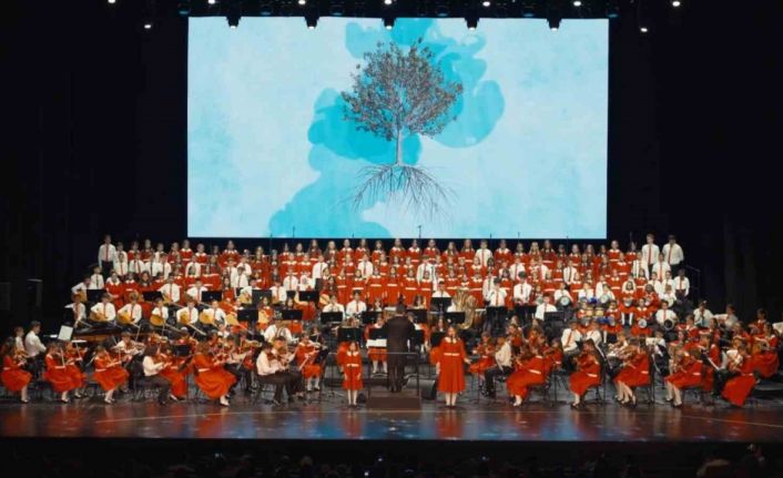 Cumhurbaşkanlığı Çocuk Orkestrası ve Korosu, yaklaşık bin çocukla birlikte 23 Nisan’da sahne alacak