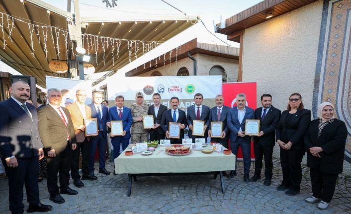 Damak çatlatan tepsi kebabıyla birlikte yöreye özgü 7 lezzet tescillendi
