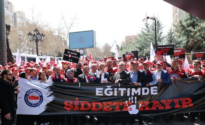 Eğitim-Bir-Sen Genel Sekreteri Yavuz: "Eğitimciler, şikayet edilen, darbedilen insanlara dönüştürüldü"