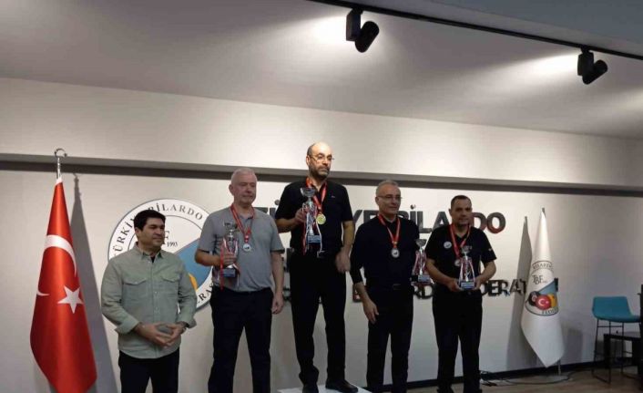 Elazığlı sporcu Yetkin Çelikel 3 bant bilardoda Türkiye üçüncüsü oldu