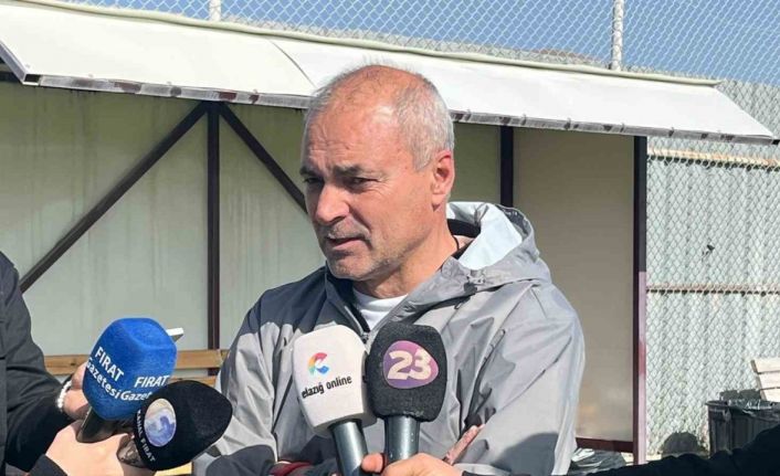 Elazığspor Teknik Direktörü Erkan Sözeri: "Elazığspor rakip seçmez, çıkar oyununu oynar"