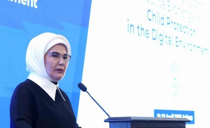 Emine Erdoğan: "Özellikle teknoloji şirketlerinin hesap verebilir olmaları ve çocuk dostu tasarım yapmaları bir zorunluluktur"