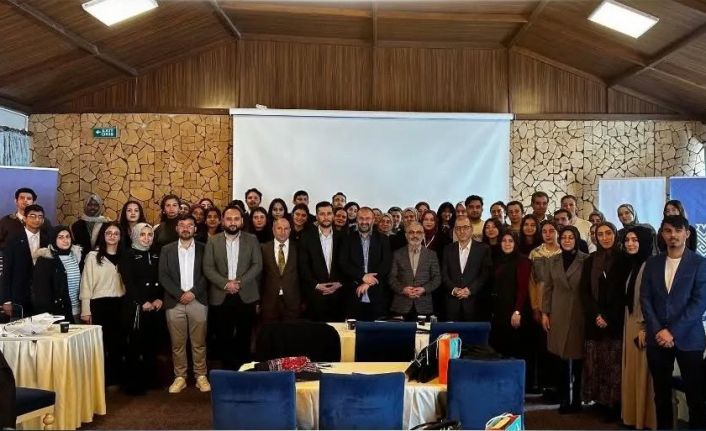Erzurum Diplomasi Araştırmaları Merkezi’nden gençlere küresel farkındalık ve stratejik hazırlık