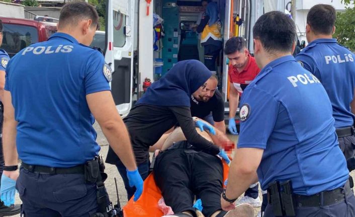 Eski eşini öldürüp oğlunu yaralayan sanıktan ceza almamak için şok savunma