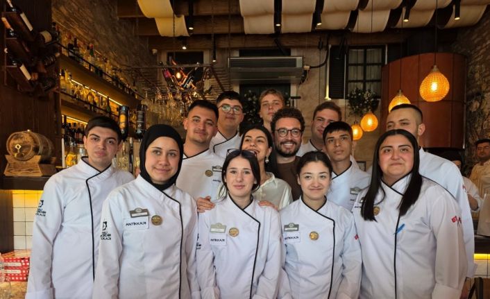Genç aşçıların mutfak heyecanına ünlü şef Danilo Zanna ortak oldu