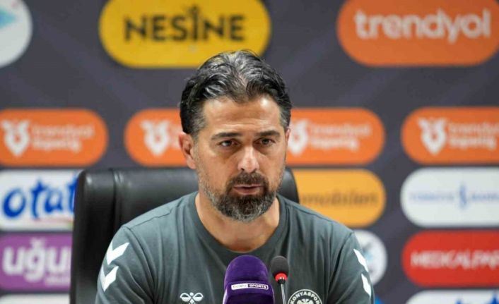 İlhan Palut: "Aldığımız 1 puan bizim için kazanç, Samsunspor daha iyi oynadı"