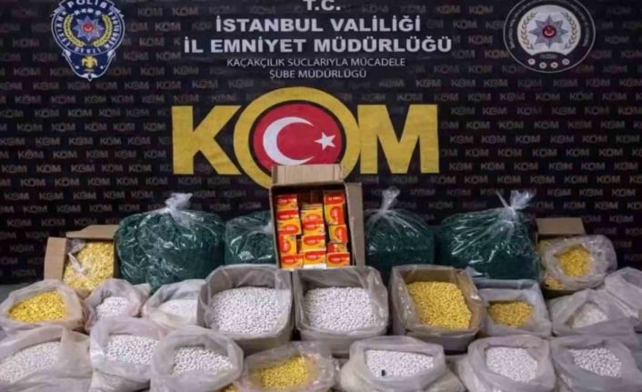 İstanbul’da sahte ve kaçak ilaç deposuna suçüstü baskın: 1,5 milyon sahte hap ele geçirildi, 2 gözaltı
