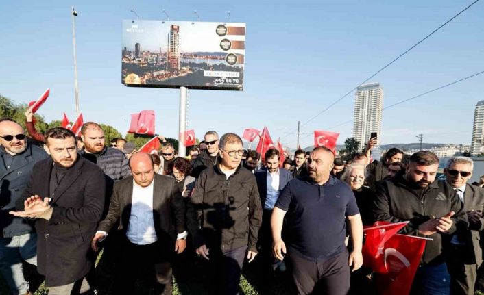 İzmir Büyükşehir Belediye Başkanı Tugay, Meslek Fabrikası binasının tahliyesine tepki gösterdi