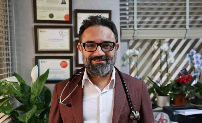 Kardiyoloji Uzmanı Demirkıran: "Sağlıklı bir kalp için sigara ve alkolden uzak durmak büyük önem taşır"