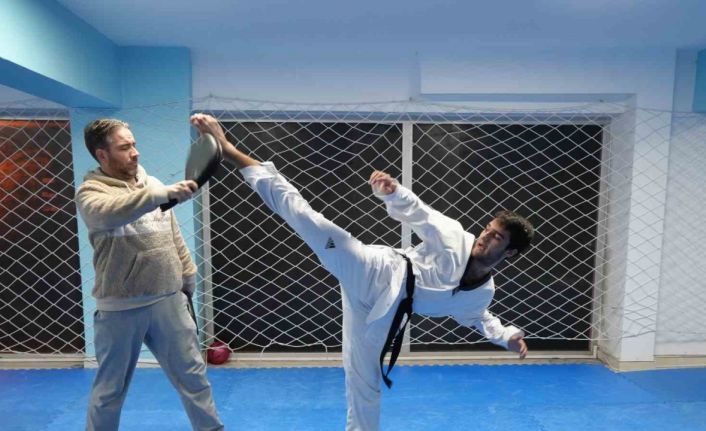 Kilo vermek için başladı, şimdi taekwondoda dünya şampiyonu olmayı istiyor