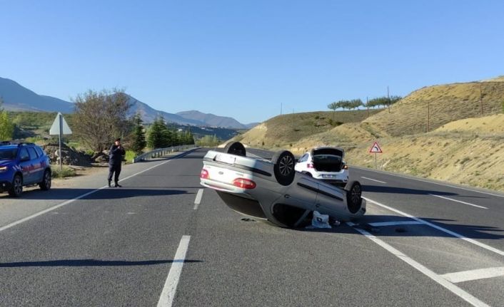 Kontrolden çıkan otomobil takla atıp ters döndü: 1 yaralı
