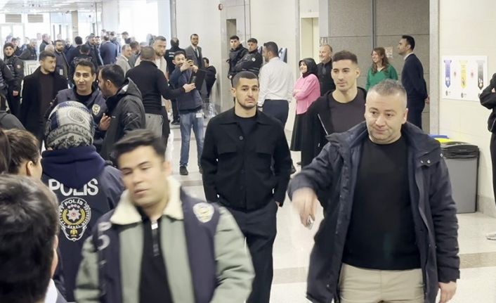 Mert Hakan Yandaş’ın davası başlıyor: Çok sayıda isim destek için adliyede