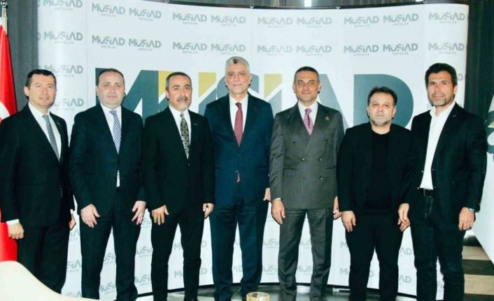 MÜSİAD Muğla heyeti Ticaret Bakanı Bolat’ın da katıldığı istişare toplantısına katıldı