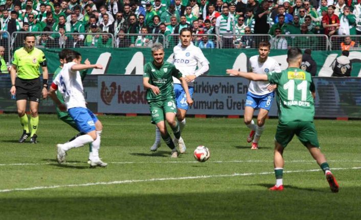Nesine 2. Lig: Ankara Demirspor: 0 - Bursaspor: 1 (İlk yarı)