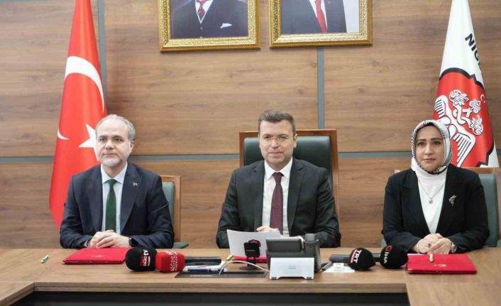 Niğde’de akran nezaketi ve aile içi iletişim için kurumlardan güç birliği