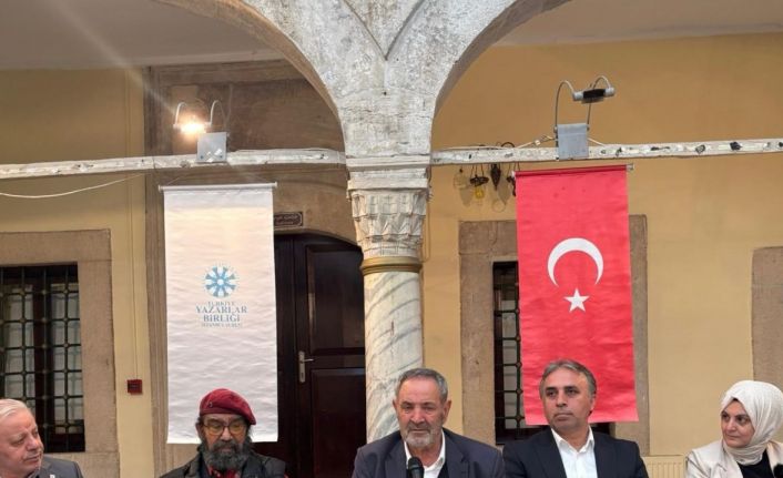 Prof. Dr. Şahin Uçar: "Kufi yazının yalnızca bir el becerisi değil, güçlü bir kompozisyon sanatıdır"