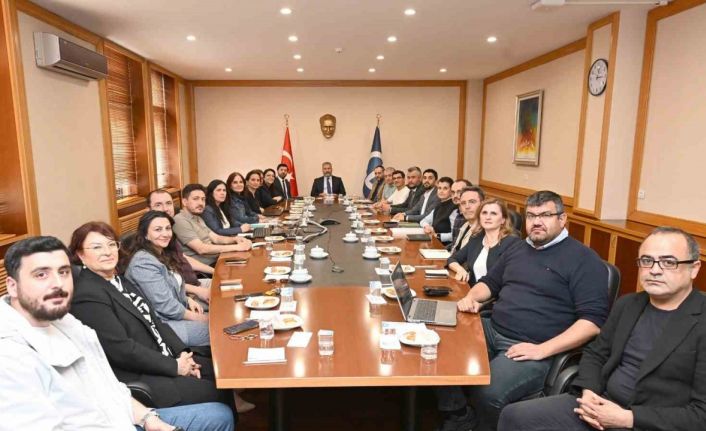 Rektör Adıgüzel’in katılımıyla "AUPRESS Dergi Editörleri Değerlendirme Toplantısı" yapıldı