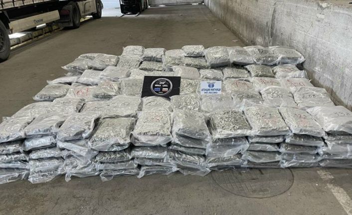 Sınırda dev operasyon: Çamaşır makinesine gizlenmiş 363 kilo eroin ele geçirildi