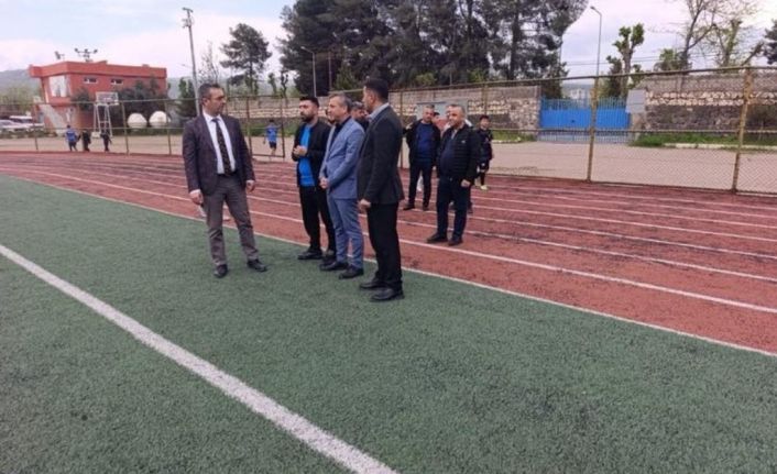 Şırnak Gençlik ve Spor İl Müdürü Din, Türkiye Şampiyonu olan engelli sporcuları ödüllendirdi