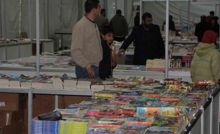 Şırnak’ta "Mezopotamya’nın Ruhunda Baharı Kitaplarla Karşılıyoruz" Kitap Fuarı ve Kültür Şöleni sona erdi