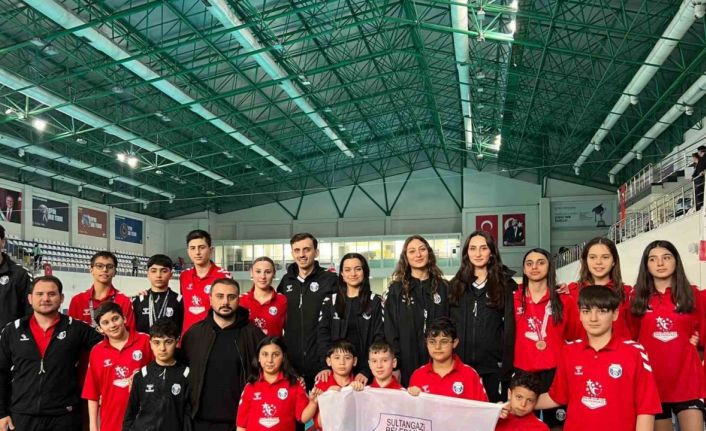 Sultangazi Belediyesi Spor Kulübü, 5 madalya ile tarihinde bir ilki yaşadı