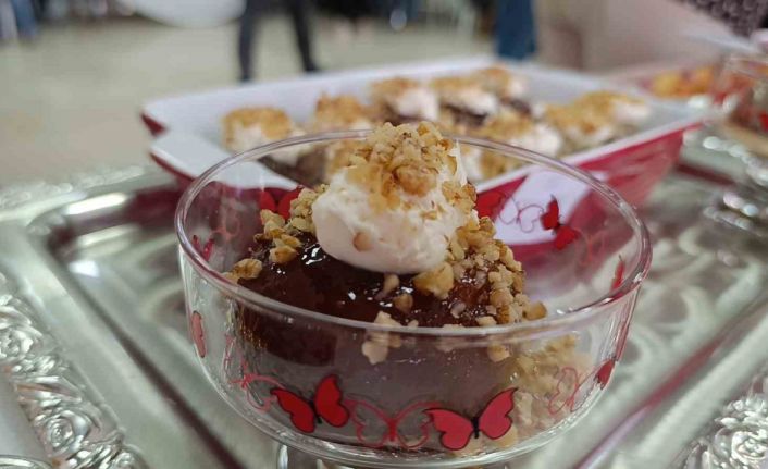 Tekirdağ’da 32 çeşit yöresel tatlı yarıştı: Tekirdağ’ın coğrafi işaretli Hayrabolu tatlısı 1. oldu