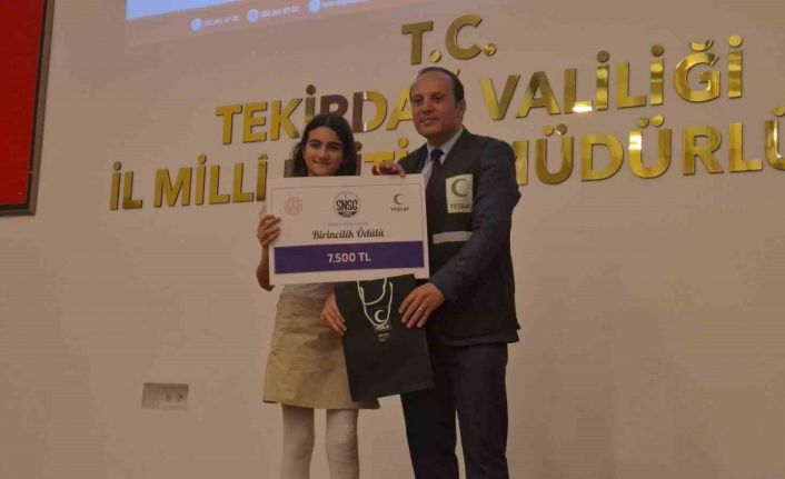 Tekirdağ’da "Sağlıklı Nesil Sağlıklı Gelecek" yarışmasında dereceye giren öğrenciler ödüllerini aldı