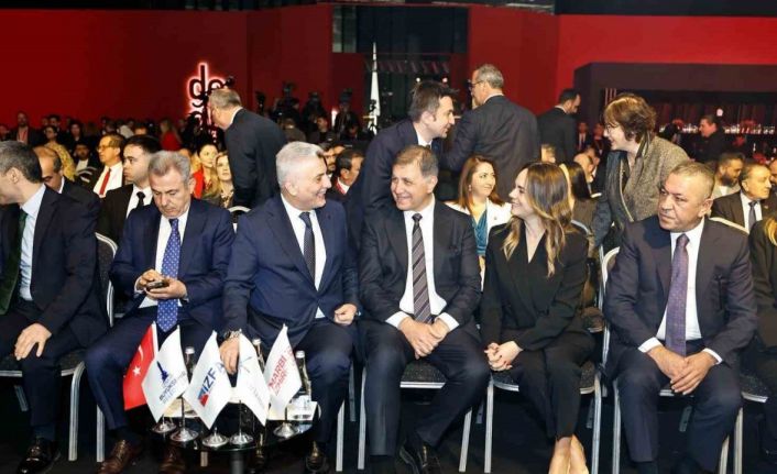 Ticaret Bakanı Ömer Bolat: "İşlenmiş ürün ihracatında yüzde 65’lik hacmi teknoloji ile yüzde 90’lara çıkaracağız"