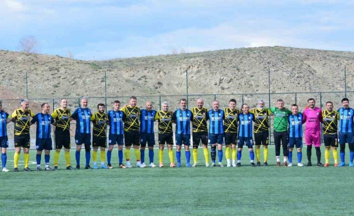 TMVFL Batı Karadeniz Beyaz Bölge’de kupanın sahibi Kastamonu Şerife Bacı Masterlar oldu