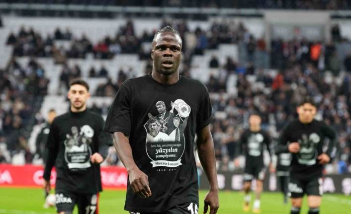 Trendyol Süper Lig: Beşiktaş: 2 - Antalyaspor: 0 (Maç devam ediyor)