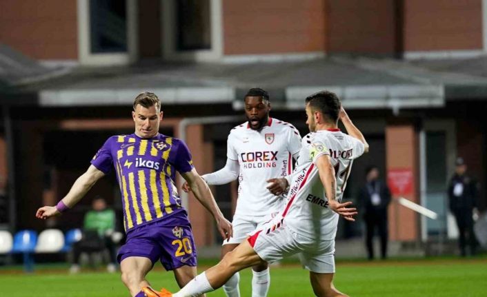 Trendyol Süper Lig: Eyüpspor: 0 - Samsunspor: 0 (Maç devam ediyor)