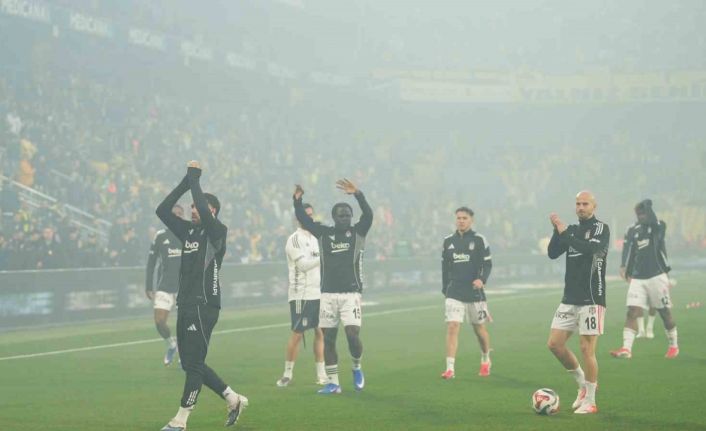 Trendyol Süper Lig: Fenerbahçe: 0 - Beşiktaş: 0 (Maç devam ediyor)