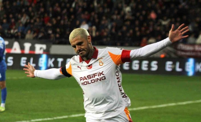 Trendyol Süper Lig: Gençlerbirliği: 0 - Galatasaray: 1 (Maç devam ediyor)