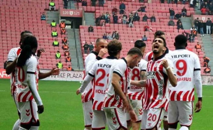 Trendyol Süper Lig: Samsunspor: 1 - Konyaspor: 1 (İlk yarı)