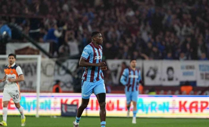 Trendyol Süper Lig: Trabzonspor: 0 - RAMS Başakşehir: 0 (İlk yarı)