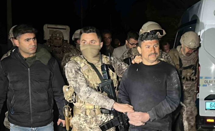 Uşak’ta görev başındaki polis ekiplerine pompalı tüfekle ateş açıldı: 2 polis yaralandı