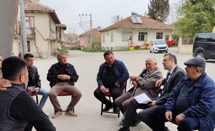 Uşak’ta İl Tarım ve Orman Müdürlüğü ekipleri üreticilerle bir araya geldi