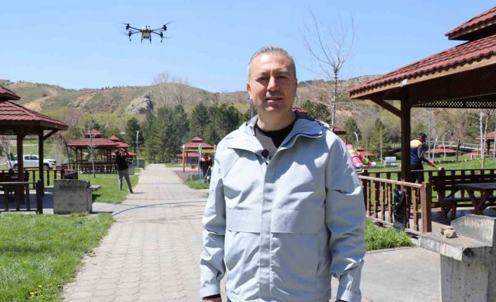 Yaz aylarının korkulu rüyası kenelere karşı hem havadan ve hem karadan mücadele başladı