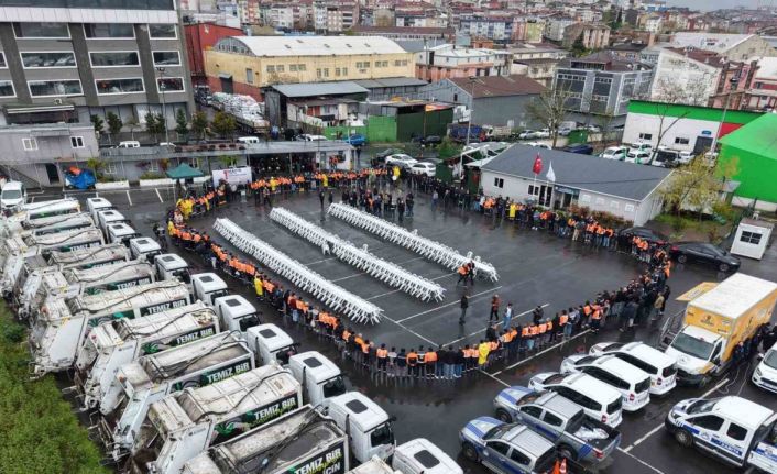 Gaziosmanpaşa’da "1 Mayıs Emek ve Dayanışma Günü" davul-zurna eşliğinde kutlandı