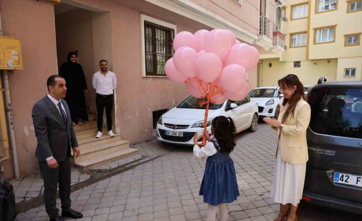 Lösemiyi yenen Zümra’nın balon uçurma hayali Vali Taşolar ile gerçek oldu