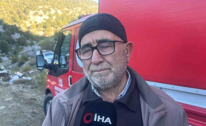 Bir kurtarma ekibi, helikopterle mahsur kalan 10  gönüllünün yakınına intikal ettirildi