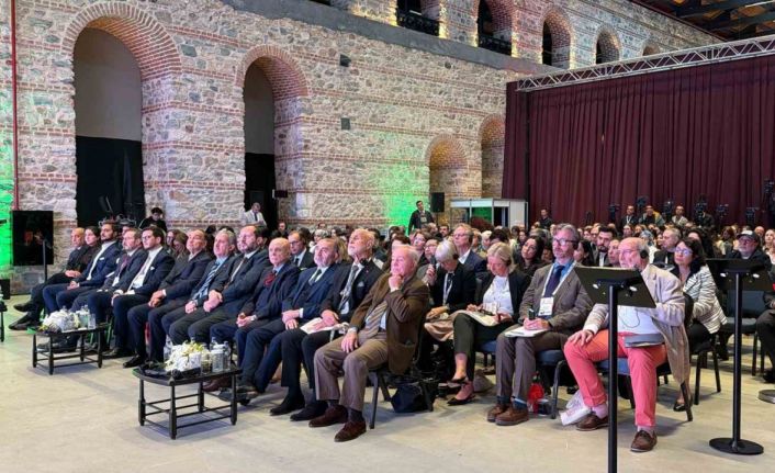 İstanbul Science Summit 2026 çocukların sağlıklı gelişimi için bilim insanlarını buluşturdu