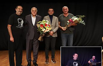 KARTAL’DA CUMHURİYETİN 100. YIL COŞKUSU, ŞİİR VE TÜRKÜLERLE BİR KEZ DAHA YAŞANDI