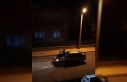 Aracın üzerine çıkan davulcu mahalleliyi sahura...