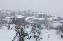 Kulp’ta kar yağışı etkili oldu, ilçe beyaza...