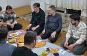 Sahur sofrasında öğrencileri yalnız bırakmadı