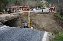 Selçuk - Ortaklar yolu çöktü, yol ulaşıma tamamen...