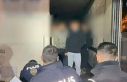 İran’dan gelen 25 göçmen tır dorsesinde yakalandı,...