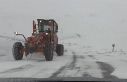 Ardahan’ın yüksek kesimlerinde kar ve tipi ulaşımı...