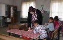 Köy okulunda 4 öğrencisini geleceğe hazırlıyor